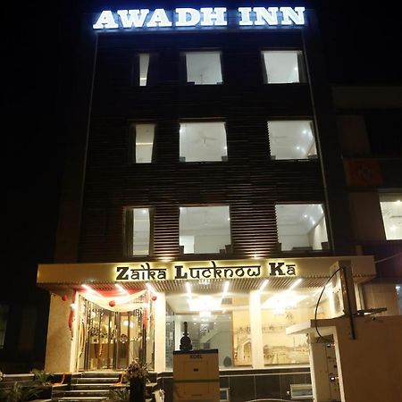Awadh Inn Noida Bagian luar foto