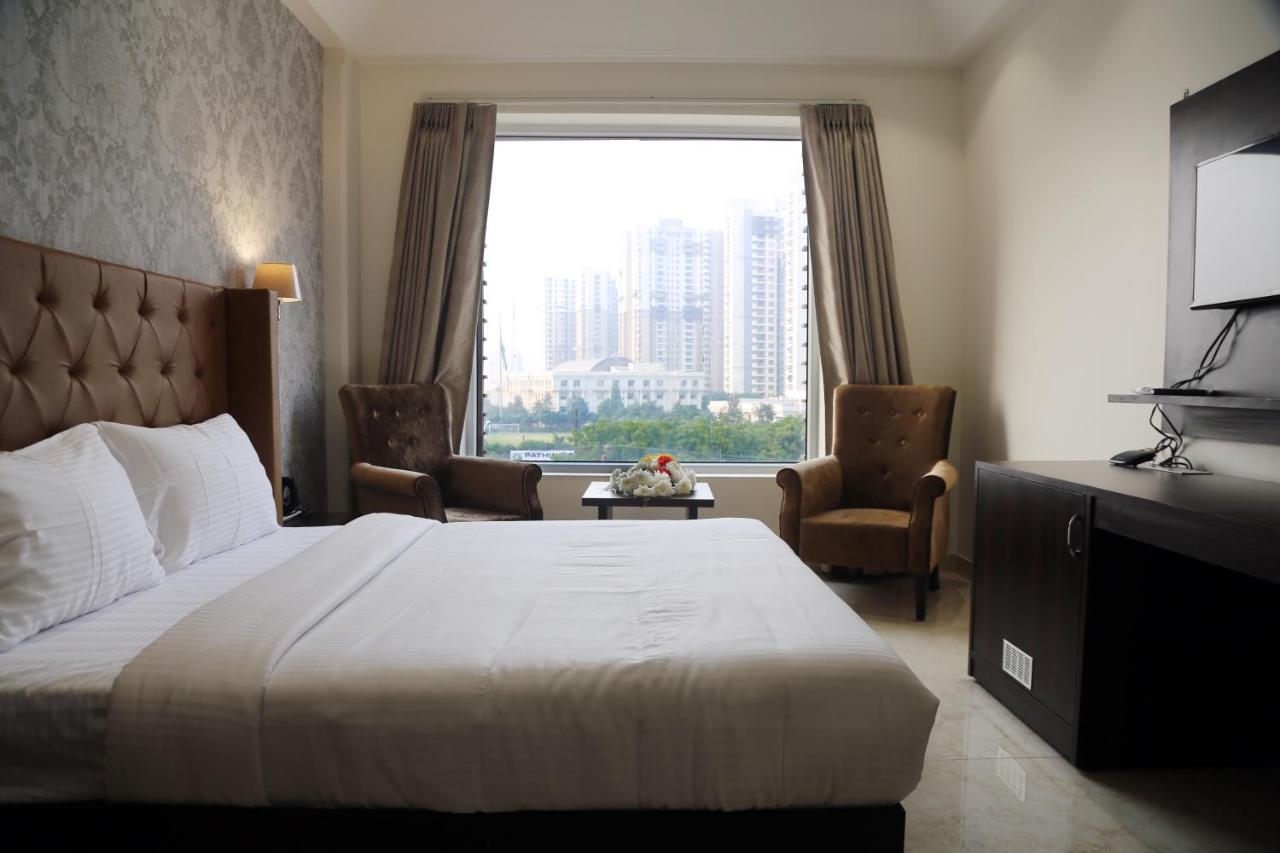Awadh Inn Noida Bagian luar foto