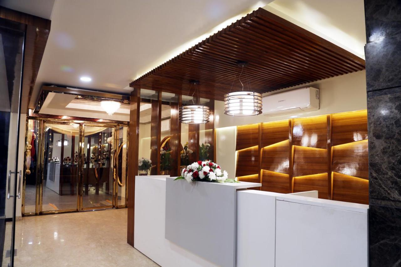 Awadh Inn Noida Bagian luar foto