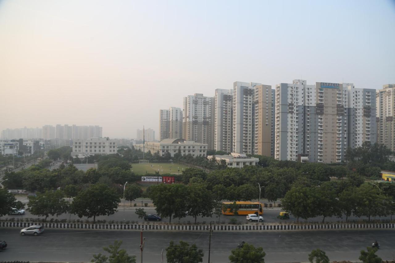 Awadh Inn Noida Bagian luar foto